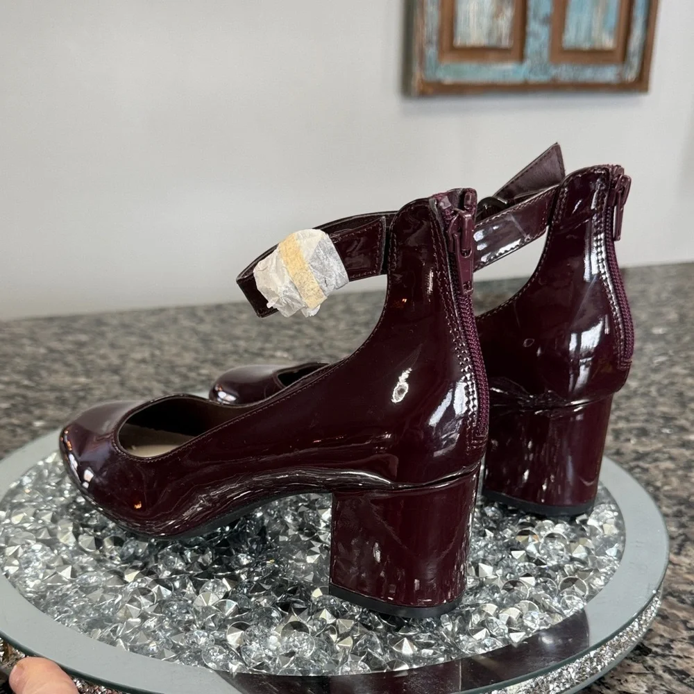Alfani Dark Burgundy glossy Heels NWOT 7.5 wide